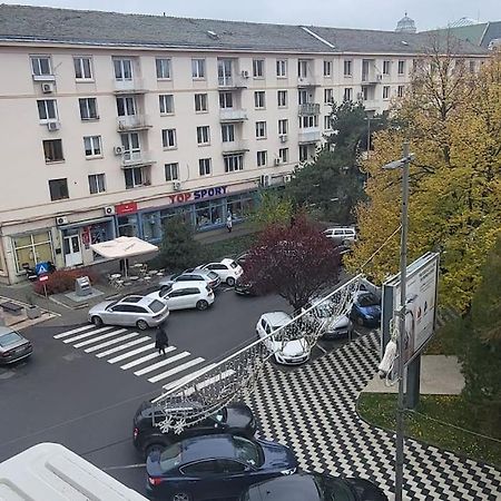 Garsoniera Centru Vechi English Park Craiova Buitenkant foto